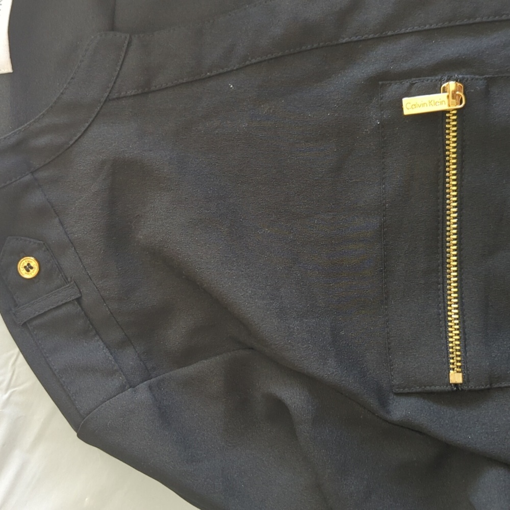 Calvin Klein Button Down Top - Picture 4 of 8